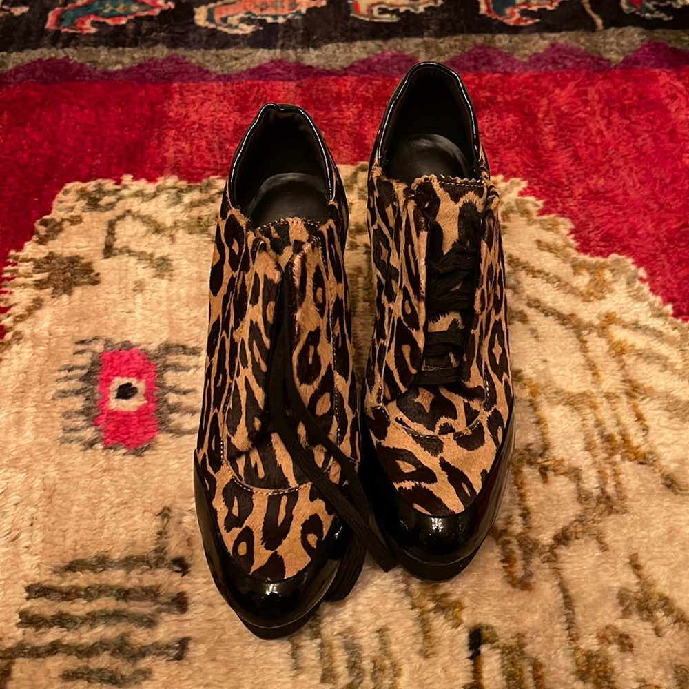 Boutique 9 leopard print high heel platform sneakers